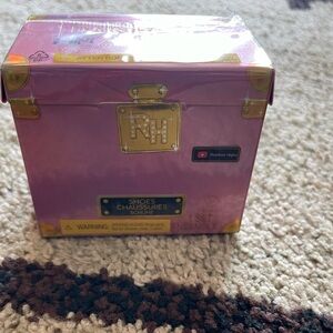 Rainbow Red and Gold Accessory Set